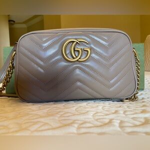 Gucci Beige Leather Crossbody Bag with Gold Logo